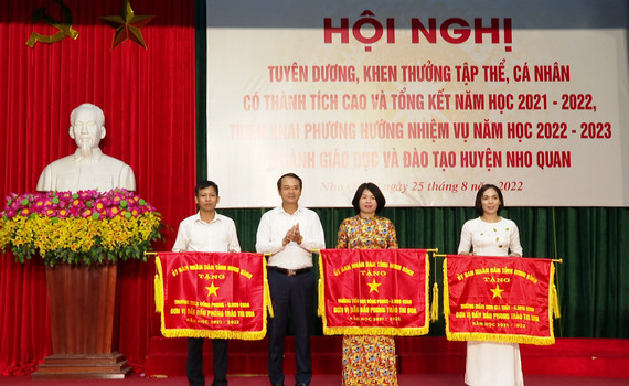 Ng&agrave;nh gi&aacute;o dục Nho Quan tổng kết năm học 2021 - 2022