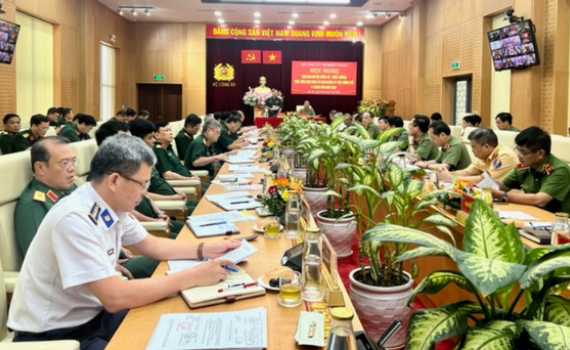 Lực lượng c&ocirc;ng an v&agrave; qu&acirc;n đội phối hợp hiệu quả c&aacute;c t&igrave;nh huống về quốc ph&ograve;ng, an ninh