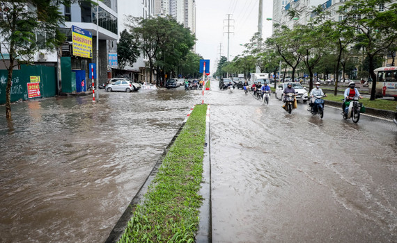 Bắc Bộ, Bắc v&agrave; Trung Trung Bộ c&oacute; mưa r&agrave;o v&agrave; d&ocirc;ng