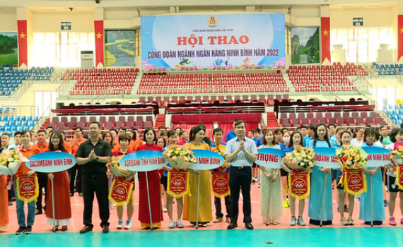 Hội thao C&ocirc;ng đo&agrave;n ng&agrave;nh Ng&acirc;n h&agrave;ng Ninh B&igrave;nh