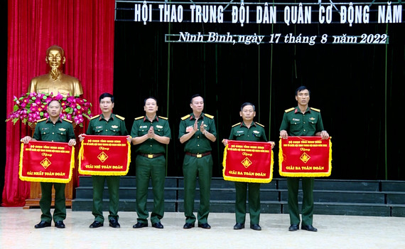 S&ocirc;i nổi Hội thao Trung đội d&acirc;n qu&acirc;n cơ động năm 2022