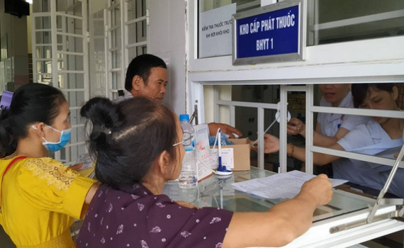 Th&aacute;o gỡ kh&oacute; khăn trong thanh to&aacute;n bảo hiểm y tế