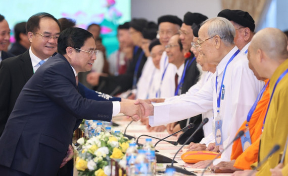 Thủ tướng Ch&iacute;nh phủ biểu dương c&aacute;c tổ chức t&ocirc;n gi&aacute;o c&oacute; đ&oacute;ng g&oacute;p trong sự nghiệp x&acirc;y dựng v&agrave; bảo vệ Tổ quốc