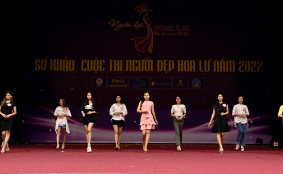 V&ograve;ng chung kết Cuộc thi Người đẹp Hoa Lư diễn ra v&agrave;o 26/8