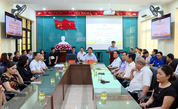 Sinh hoạt c&acirc;u lạc bộ n&ocirc;ng sản an to&agrave;n Ninh B&igrave;nh