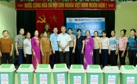 Văn Phong x&acirc;y dựng m&ocirc; h&igrave;nh:&ldquo;Nh&agrave; sạch, đường đẹp&rdquo; 