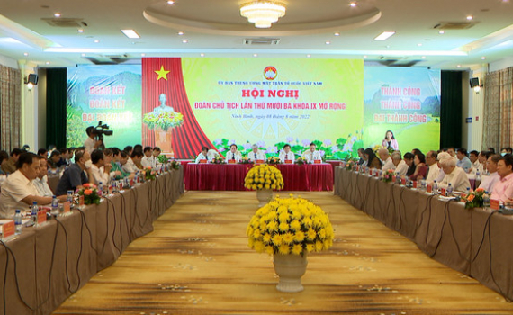 Hội nghị Đo&agrave;n Chủ tịch Ủy ban Trung ương MTTQ Việt Nam lần thứ mười ba