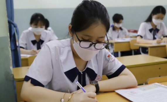 Điểm chuẩn dự b&aacute;o tăng ở nhiều trường, nhiều ng&agrave;nh