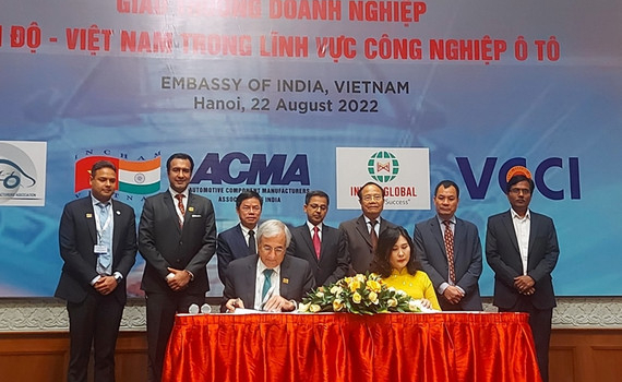 Việt Nam - Ấn Độ tăng cường hợp t&aacute;c trong lĩnh vực c&ocirc;ng nghiệp &ocirc; t&ocirc;