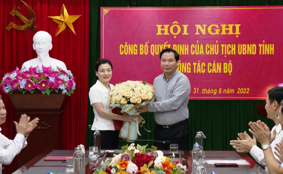 C&ocirc;ng bố Quyết định bổ nhiệm Ph&oacute; Gi&aacute;m đốc Sở Nội vụ