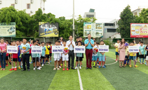 Th&agrave;nh phố Ninh B&igrave;nh khai mạc Giải b&oacute;ng đ&aacute; nhi đồng