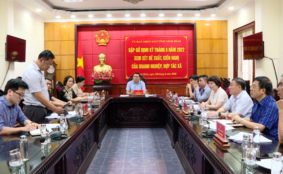 UBND tỉnh gặp gỡ doanh nghiệp định kỳ th&aacute;ng 8/2022