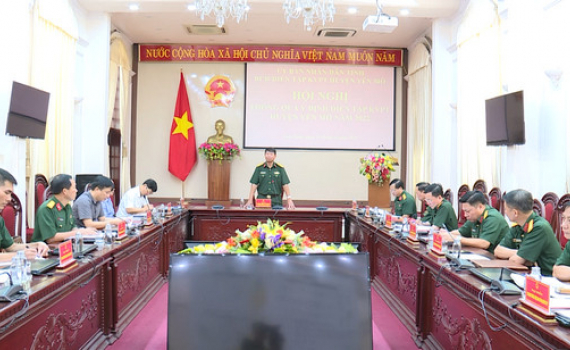 Hội nghị th&ocirc;ng qua &yacute; định diễn tập khu vực ph&ograve;ng thủ huyện Gia Viễn v&agrave; Y&ecirc;n M&ocirc;