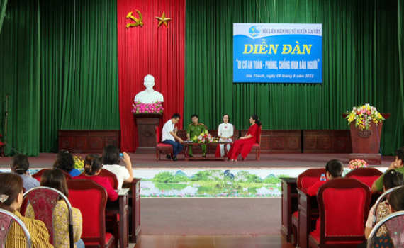 Diễn đ&agrave;n &ldquo;di cư an to&agrave;n, ph&ograve;ng chống mua b&aacute;n người" tại x&atilde; Gia Thanh