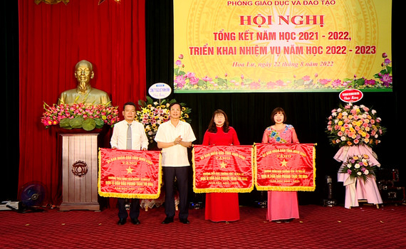 Ng&agrave;nh Gi&aacute;o dục v&agrave; Đ&agrave;o tạo Hoa Lư triển khai nhiệm vụ năm học 2022-2023