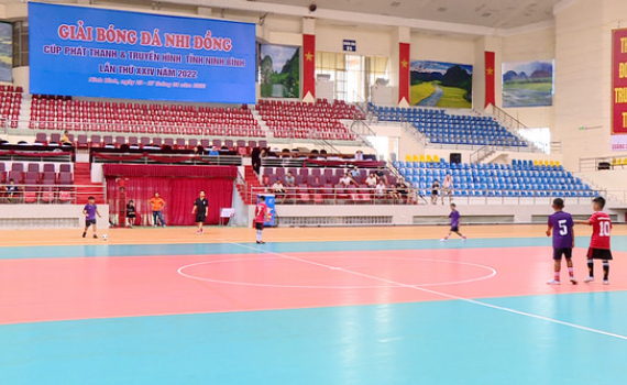 2 đội đầu ti&ecirc;n gi&agrave;nh quyền v&agrave;o b&aacute;n kết Giải b&oacute;ng đ&aacute; Nhi đồng C&uacute;p Ph&aacute;t thanh- Truyền h&igrave;nh Ninh B&igrave;nh năm 2022 