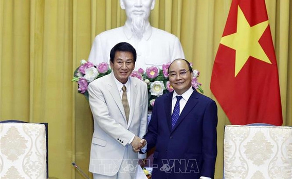 Chủ tịch nước Nguyễn Xu&acirc;n Ph&uacute;c tiếp cựu Đại sứ đặc biệt Việt Nam &ndash; Nhật Bản