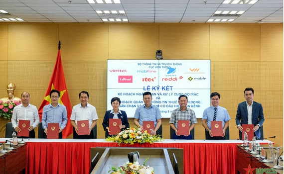C&ocirc;ng khai, phạt nặng nh&agrave; mạng để cuộc gọi r&aacute;c, tin nhắn r&aacute;c lộng h&agrave;nh