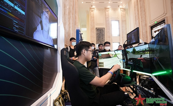 C&ocirc;ng nghệ hỗ trợ l&aacute;i xe của VinAI g&acirc;y ch&uacute; &yacute; tại Ng&agrave;y Tr&iacute; tuệ nh&acirc;n tạo 2022