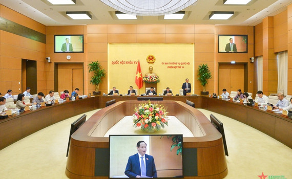 Ủy ban Thường vụ Quốc hội cho &yacute; kiến về c&ocirc;ng t&aacute;c d&acirc;n nguyện th&aacute;ng 7-2022