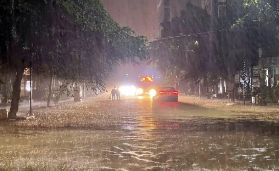 Thời tiết h&ocirc;m nay (23-8): Miền Bắc đ&oacute;n mưa lớn