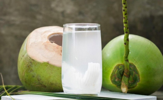 Lợi &iacute;ch tuyệt vời của nước dừa đối với sức khỏe m&agrave; bạn n&ecirc;n biết
