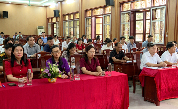 Khai giảng lớp Trung cấp l&yacute; luận ch&iacute;nh trị kh&oacute;a XII