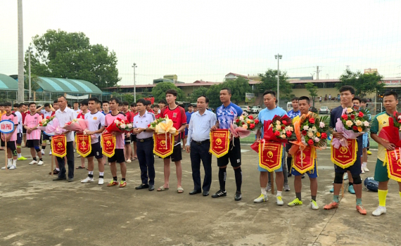 Khai mạc V&ograve;ng chung kết Giải B&oacute;ng đ&aacute; Thanh ni&ecirc;n huyện Nho Quan năm 2023