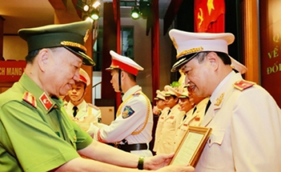 Ti&ecirc;u chuẩn x&eacute;t thăng h&agrave;m cấp tướng trước thời hạn