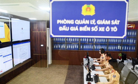 Bộ C&ocirc;ng an gi&aacute;m s&aacute;t chặt chẽ tất cả c&aacute;c buổi đấu gi&aacute; biển số xe &ocirc; t&ocirc;