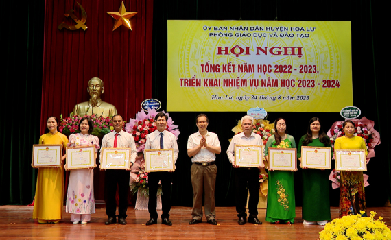 Ng&agrave;nh Gi&aacute;o dục v&agrave; Đ&agrave;o tạo huyện Hoa Lư triển khai nhiệm vụ năm học mới