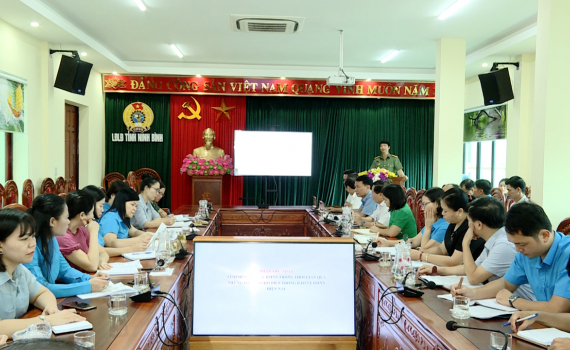 Li&ecirc;n đo&agrave;n Lao động tỉnh tập huấn về ph&aacute;p luật bảo vệ b&iacute; mật nh&agrave; nước
