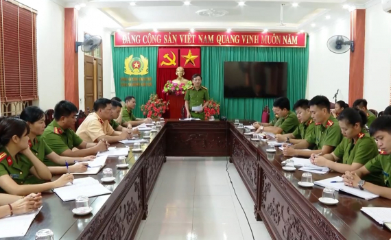 Kim Sơn tăng cường tr&aacute;ch nhiệm trong thực thi nhiệm vụ