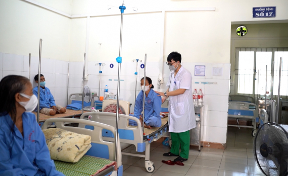 Ninh B&igrave;nh ch&uacute; trọng hoạt động ph&ograve;ng, chống Lao tại cộng đồng
