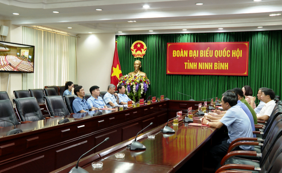 Quốc hội chất vấn c&aacute;c vấn đề thuộc lĩnh vực Tư ph&aacute;p v&agrave; N&ocirc;ng nghiệp
