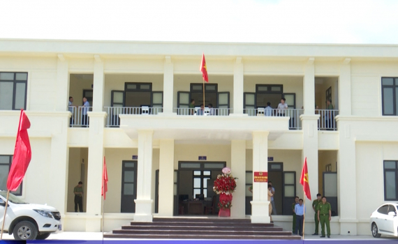 C&ocirc;ng an huyện Gia Viễn tiếp nhận v&agrave; chuyển về trụ sở l&agrave;m việc mới