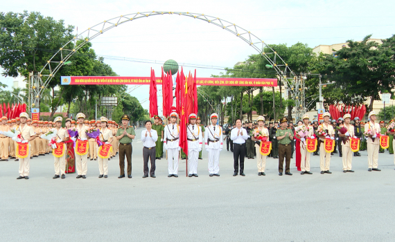 Hội thi điều lệnh, qu&acirc;n sự, v&otilde; thuật lực lượng C&ocirc;ng an Ninh B&igrave;nh năm 2023