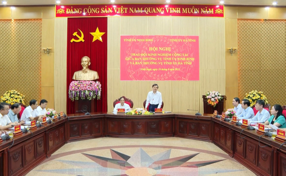 Trao đổi kinh nghiệm c&ocirc;ng t&aacute;c giữa hai tỉnh Ninh B&igrave;nh - H&agrave; Tĩnh
