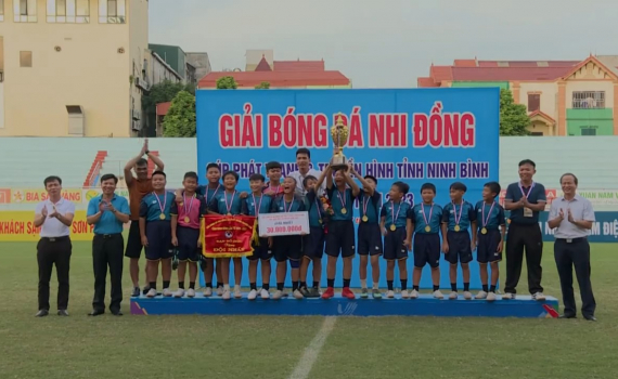 Bế mạc Giải B&oacute;ng đ&aacute; Nhi đồng C&uacute;p Ph&aacute;t thanh v&agrave; Truyền h&igrave;nh 