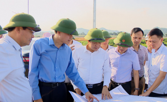 C&aacute;c đồng ch&iacute; l&atilde;nh đạo tỉnh kiểm tra, khảo s&aacute;t một số c&ocirc;ng tr&igrave;nh, Dự &aacute;n