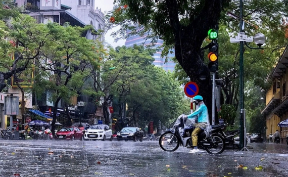 Thời tiết h&ocirc;m nay (22-8): Bắc Bộ tiếp tục mưa to v&agrave; d&ocirc;ng