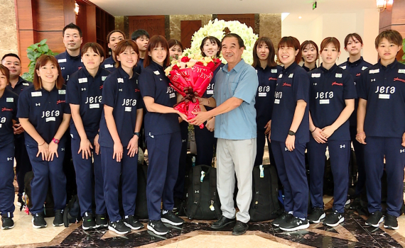 Đội b&oacute;ng nước ngo&agrave;i đầu ti&ecirc;n tham dự VTV Cup 2024 đến Ninh B&igrave;nh