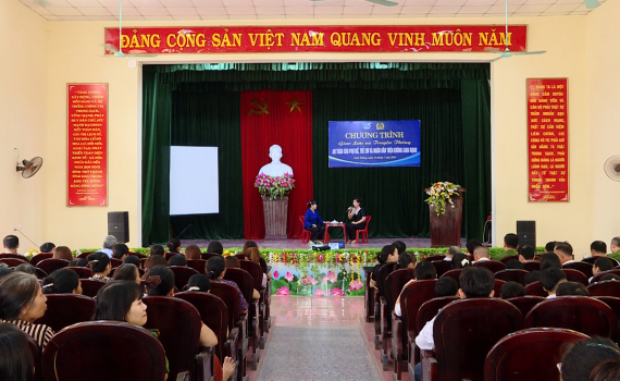 Giao lưu v&agrave; truyền th&ocirc;ng an to&agrave;n tr&ecirc;n kh&ocirc;ng gian mạng tại x&atilde; Ninh Thắng
