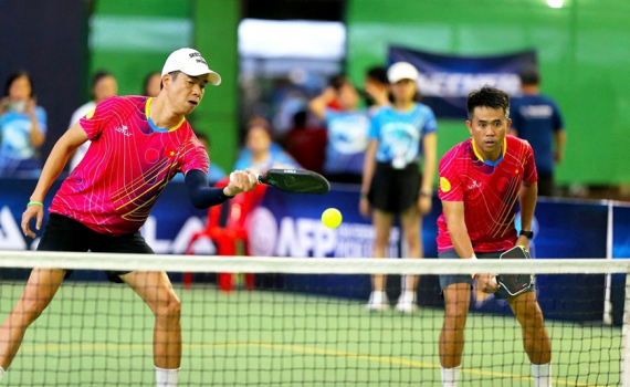 Pickleball l&agrave; m&ocirc;n g&igrave;, chơi như thế n&agrave;o?