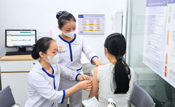 Bộ Y tế đề nghị khẩn trương triển khai chiến dịch ti&ecirc;m hơn 1 triệu liều vaccine sởi