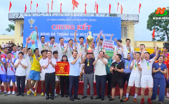 Bế mạc Giải b&oacute;ng đ&aacute; thanh ni&ecirc;n huyện Nho Quan năm 2024