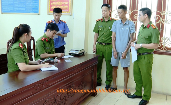 Ninh B&igrave;nh: Bắt c&aacute;c vụ &aacute;n về mua b&aacute;n v&agrave; tổ chức sử dụng tr&aacute;i ph&eacute;p chất ma t&uacute;y