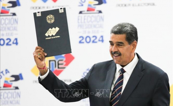 Hội đồng bầu cử quốc gia Venezuela x&aacute;c nhận Tổng thống Maduro thắng cử
