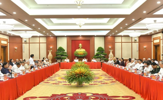 Tổng B&iacute; thư, Chủ tịch nước T&ocirc; L&acirc;m chủ tr&igrave; Hội nghị gặp mặt c&aacute;c đồng ch&iacute; l&atilde;nh đạo, nguy&ecirc;n l&atilde;nh đạo Đảng, Nh&agrave; nước
