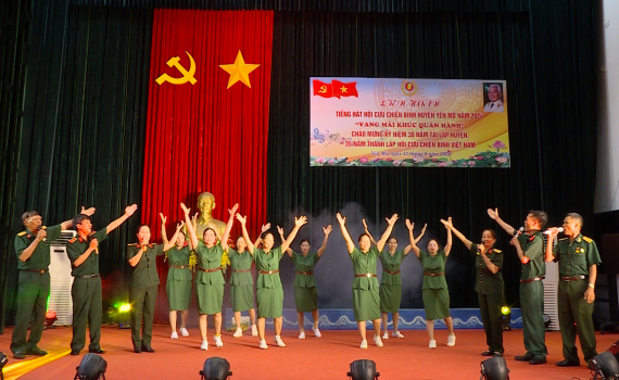 Li&ecirc;n hoan tiếng h&aacute;t Cựu Chiến binh huyện Y&ecirc;n M&ocirc; năm 2024